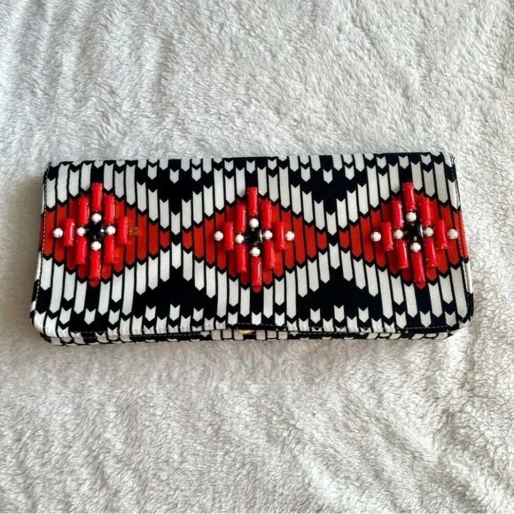 Shiraleah Robyn Black Red White Patterned Clutch - Picture 1 of 5